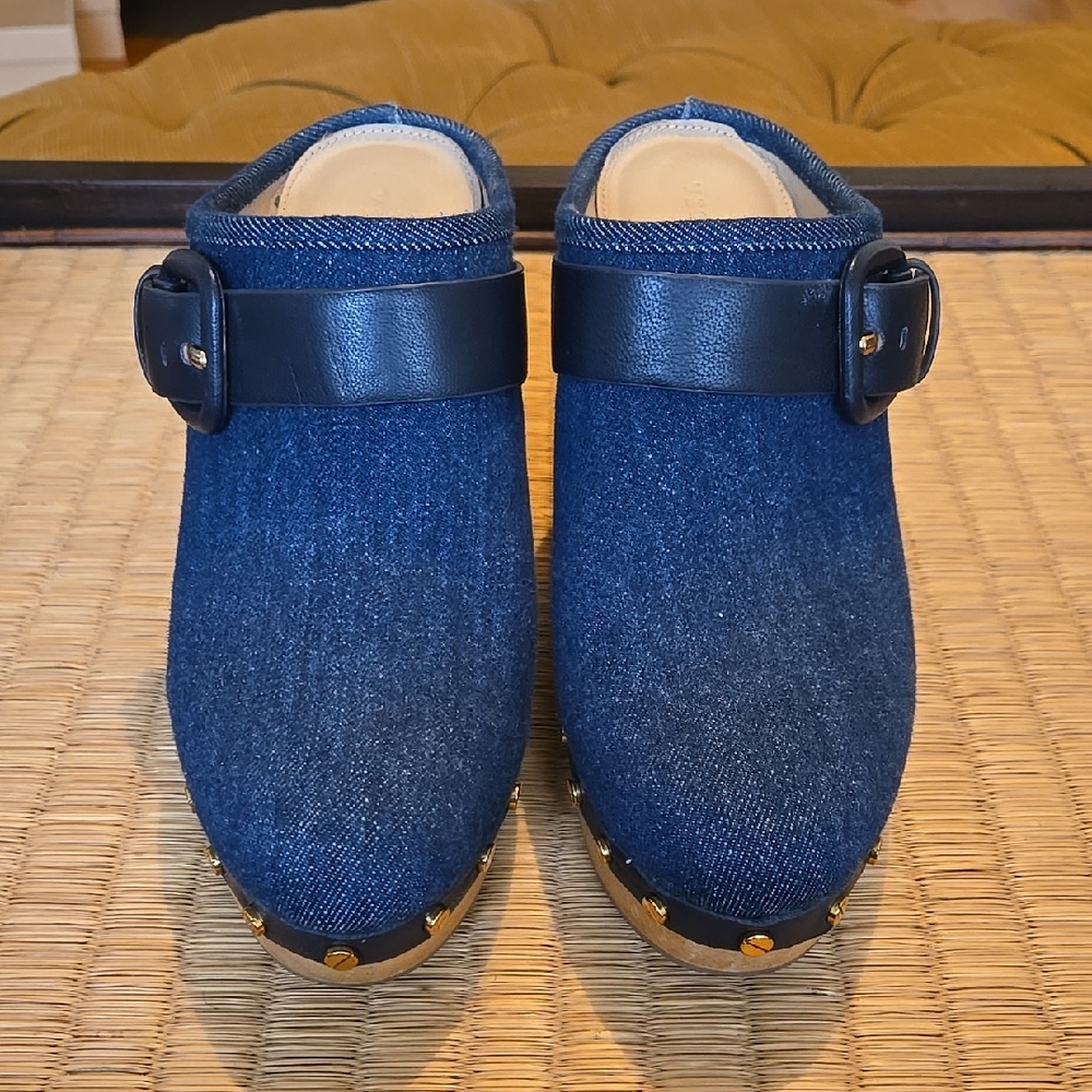 VERONICA BEARD Blue Denim Clogs